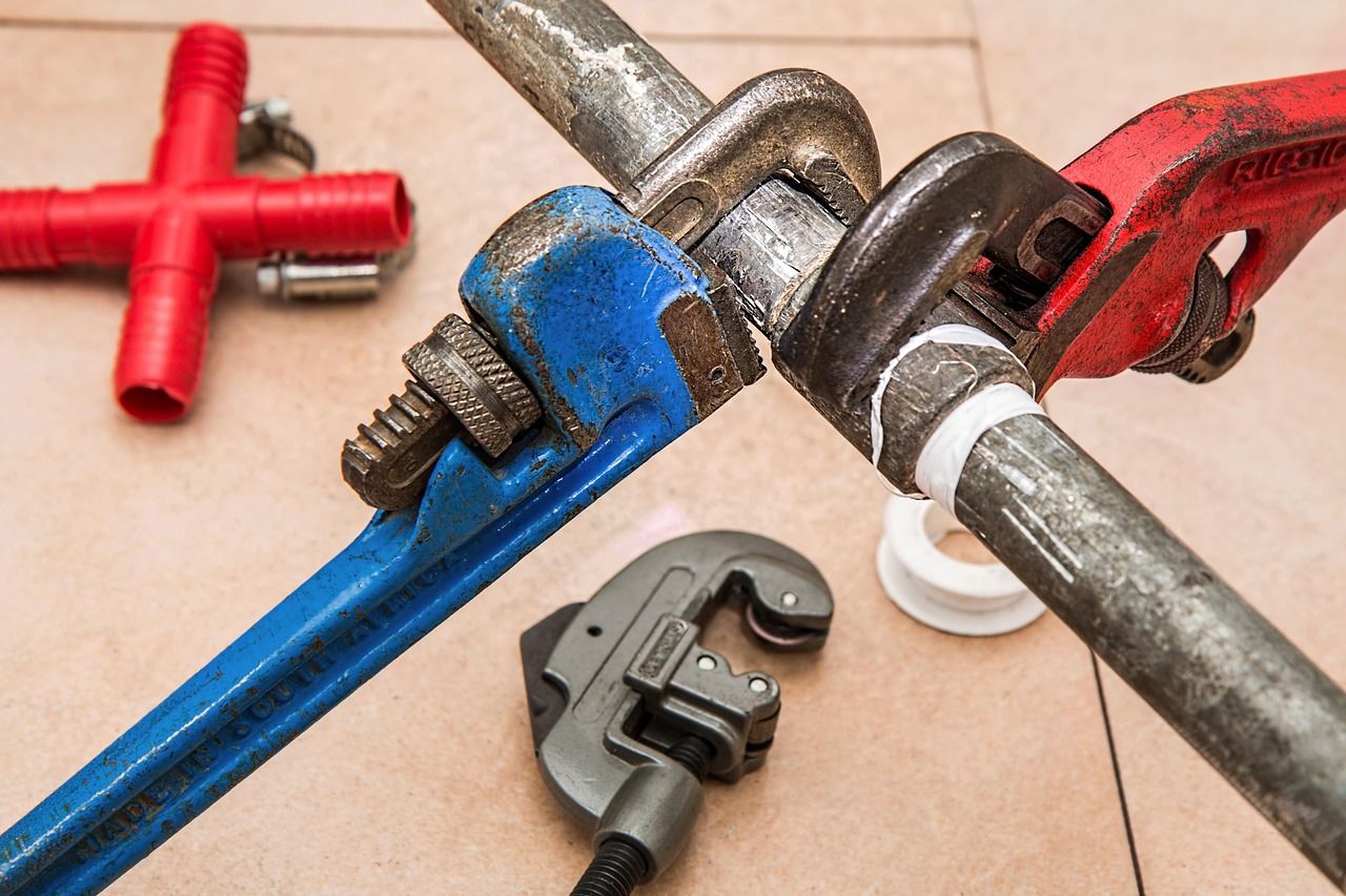 découvrez les outils essentiels pour vos travaux électriques à domicile, alliant sécurité et efficacité pour réaliser vos installations et réparations en toute confiance.