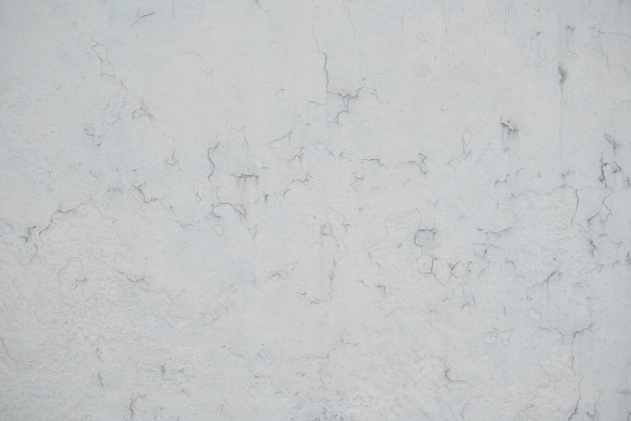 d&eacute;couvrez les causes courantes des fissures dans l'enduit ext&eacute;rieur et apprenez comment les r&eacute;parer efficacement pour prot&eacute;ger votre fa&ccedil;ade.