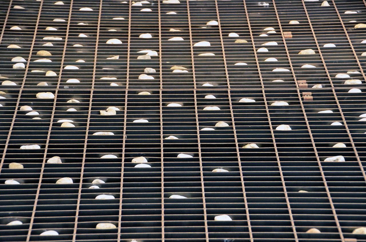 installation de plancher flottant : guide complet pour poser facilement votre sol stratifi&eacute; ou vinyle, conseils et astuces pour un r&eacute;sultat professionnel.